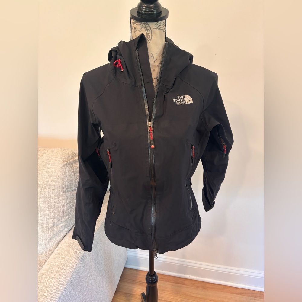 The North Face Free Thinker Gore Tex Pro jacket size women's small